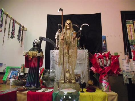 The Amyletos de la Santa Muerte: An Emblem of Mexican Identity or Subversion?